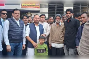 पुरकाजी: मृतक सोनू के परिजनों से मिले कैबिनेट मंत्री अनिल कुमार; न्याय और आर्थिक सहायता का दिया भरोसा