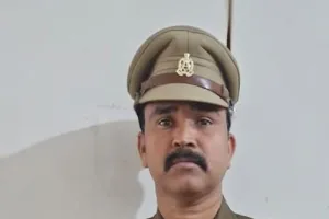 सावधान! कानपुर में दरोगा बनकर घूम रहा था ठग, ऐसे फंसाता था बेरोजगारों को