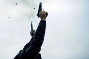  हर्ष फायरिंग के दौरान सिपाही घायल, रेफर