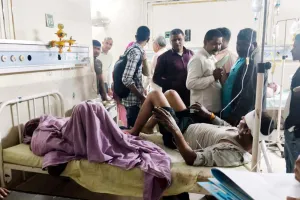 खाकी का साहस.. फरीदाबाद में फैक्ट्री की आग से लोगों को बचाते हुए  एक दर्जन समेत दो पुलिसकर्मी खुद भी झुलसे 