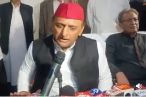 त्योहारों पर गले मिलना ही हमारी हिंदुस्तानियत है': होली से पहले अखिलेश यादव का बड़ा संदेश