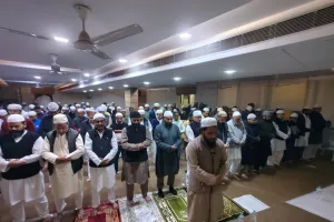 मुरादाबाद: चांद के दीदार के साथ रमजान का आगाज, मस्जिदों में गूंजी तरावीह की गूंज