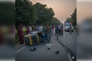 बुढ़ाना में सड़क हादसे ने छीनी मासूम की जिंदगी; अज्ञात वाहन की टक्कर से ई-रिक्शा पलटा, किशोरी की मौत