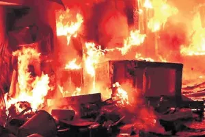 नोएडा के छिजारसी गांव में मकान में लगी आग, गैस सिलेंडर फटा; कोई जनहानि नहीं