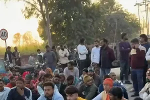 मुजफ्फरनगर: बिरालसी सड़क हादसे में 'गायब' घायल युवक सकुशल बरामद, पुलिस ने खुलवाया जाम