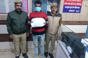 सहारनपुर: थाना नागल पुलिस ने हिस्ट्रीशीटर को अवैध हथियार व गोकशी के उपकरण के साथ गिरफ्तार किया