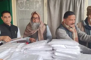 मदरसा लिलबनात फुलत में सालाना परीक्षा के नतीजे घोषित: सफल छात्राओं को मिले रिजल्ट कार्ड, दीनी व दुनियावी तालीम पर दिया जोर