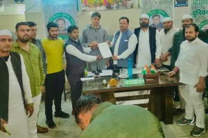 मुजफ्फरनगर: प्रशासनिक आश्वासन के बाद भाकियू तोमर का प्रदर्शन स्थगित