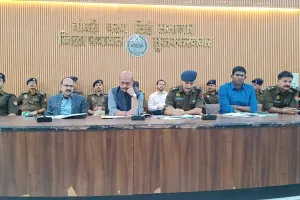 मुजफ्फरनगर: होली, रमजान और ईद को लेकर प्रशासन अलर्ट, पीस कमेटी की बैठक में आपसी भाईचारे की अपील