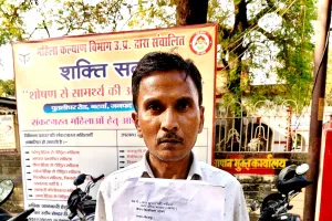 “साहब, मैं जिंदा हूं!”—कागजों में मौत, जमीन पर कब्जा..मीरजापुर में हैरान करने वाला खेल उजागर