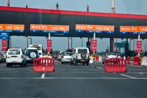 सुप्रीम कोर्ट का ऐतिहासिक फैसला: लागत से चार से छह गुना अधिक टोल वसूली होने पर निरस्त होंगे टोल प्लाजा