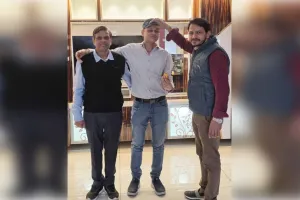 शामली में 'होली मिलन' में रंजिशें मिटाकर गले मिले लोग