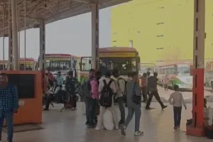 होली पर घर जाने वालों को बड़ी राहत: परिवहन निगम चलाएगा 300 अतिरिक्त बसें, गाजियाबाद से लखनऊ-आगरा का सफर होगा आसान