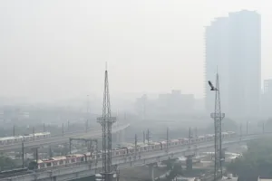 एनसीआर में बढ़ रही गर्मी, कई इलाकों में वायु गुणवत्ता ‘रेड जोन’ के करीब 