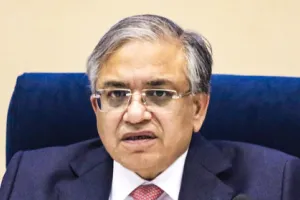 बंगाल में चुनाव आयोग का एक्शन: डीजीपी और कोलकाता पुलिस कमिश्नर को हटाया, सिद्ध नाथ गुप्ता को पुलिस की कमान