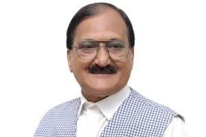 मुरादाबाद: मेयर बनाम एसडीएम; सरकारी जमीन पर चले बुलडोजर ने बढ़ाई सियासी तपिश, विनोद अग्रवाल ने खोला मोर्चा