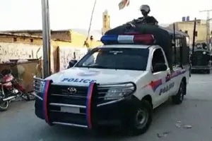 बलोचिस्तान में पुलिस पर हमले, कहीं हथियार छीने, कहीं वाहन फूंके