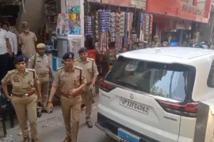 पूर्व विधायक के घर बम विस्फोट का मामला : घटनास्थल पहुंचे डीआईजी बोले- आरोपित जांच में सहयोग नहीं कर रहे