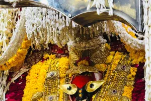 चंद्रग्रहण के चलते मां विंध्यवासिनी मंदिर के कपाट रहेंगे बंद