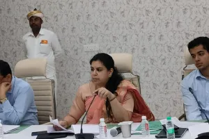  देवरिया में फर्जी वरासत कर प्रधानपति ने लाखों डकारे, लेखपाल निलंबित, अब दर्ज होगी एफआईआर