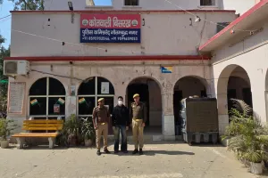 ग्रेटर नोएडा : लिव इन रिलेशनशिप में रहने वाली युवती की आत्महत्या के आरोप में युवक गिरफ्तार 