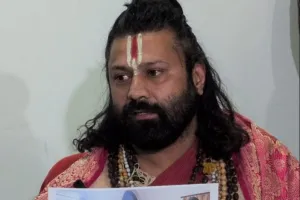 शंकराचार्य अविमुक्तेश्वरानंद के खिलाफ आशुतोष महाराज ने खोला मोर्चा, 'गुप्त पत्नी' और संपत्तियों की जांच की उठाई मांग