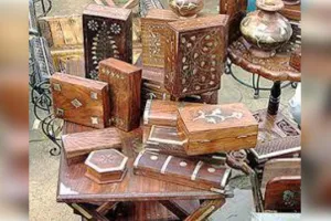 संभल का 'हस्तशिल्प' मिडिल ईस्ट की जंग से बेनूर, 500 करोड़ के कारोबार पर संकट के बादल