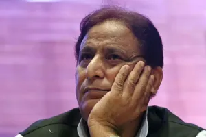 आजम खान के जौहर ट्रस्ट पर ED का शिकंजा, 494 करोड़ के हिसाब पर उठे सवाल; 10 ठिकानों पर छापेमारी