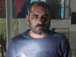 कुख्यात ज्ञानेंद्र ढाका और उसके पिता समेत 6 पर केस दर्ज, जानें क्या है पूरा विवाद