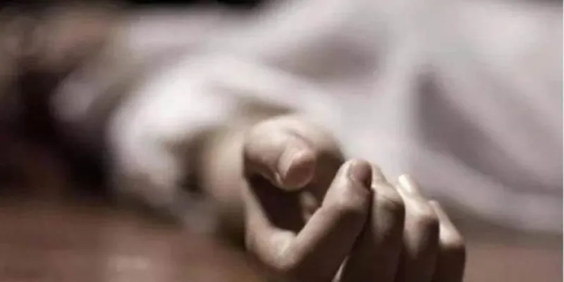 नोएडा के रबूपुरा में खेत में मिला युवक का शव, मुआवजे की रकम को लेकर हत्या की आशंका