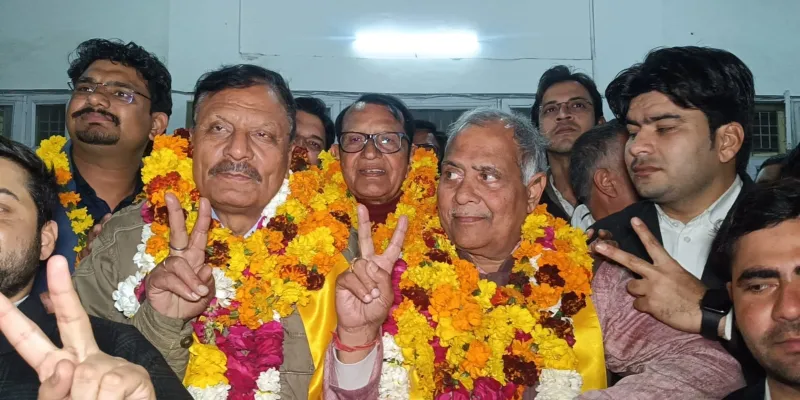 मुजफ्फरनगर जिला बार संघ चुनाव: प्रमोद त्यागी अध्यक्ष और सुरेंद्र कुमार मलिक बने महासचिव, रॉयल बुलेटिन का आंकलन फिर हुआ सच