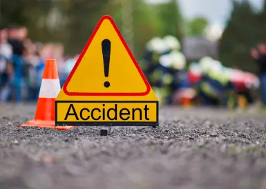 नेपाल में भीषण सड़क हादसा: मनकामना मंदिर से लौट रहे सात भारतीय तीर्थयात्रियों की मौत, नौ घायल