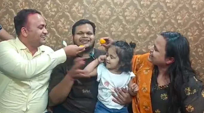 किराना व्यापारी के बेटे ने यूपीएससी में लहराया परचम, बहन का सपना पूरा करने को रात-रात भर की पढ़ाई