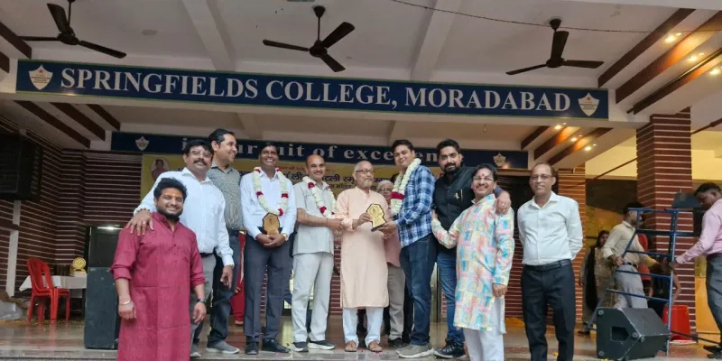 मुरादाबाद में अखिल भारतीय ब्राह्मण महासभा द्वारा होली मिलन एवं स्मृति सम्मान समारोह किया गया आयोजित