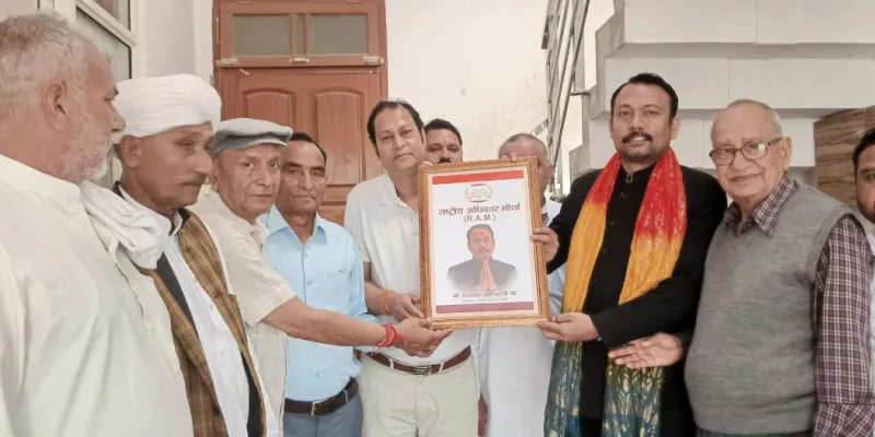 शामली: पीसीएस से नेता बने अलंकार अग्निहोत्री का केंद्र सरकार पर तीखा हमला, 'राष्ट्रीय अधिकार मोर्चा' पार्टी का किया ऐलान