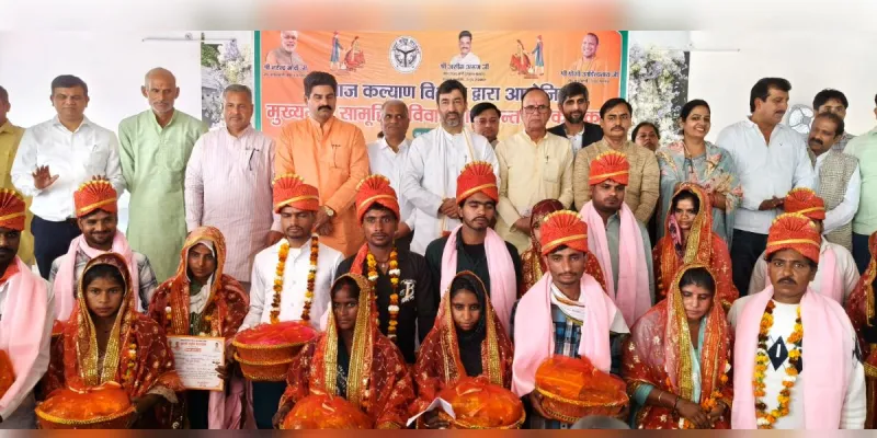 शामली में सामूहिक विवाह: परिणय सूत्र में बंधे 82 जोड़े, गूंजीं शहनाइयां