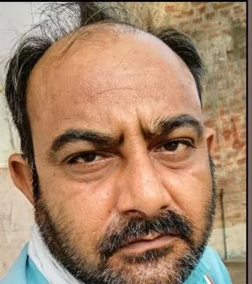 बांदा में “पापा, आज जल्दी घर आना…” बेटे की आखिरी पुकार! जन्माष्टमी पर घर लौट रहे ट्रक चालक की अचानक मौत, खुशियां मातम में बदलीं