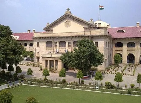 यूपी में अपार्टमेंट सोसाइटियों के अनिश्चितकालीन कार्यकाल पर हाई कोर्ट सख्त, सरकार से मांगा जवाब