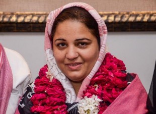 कानपुर की सीसामऊ से सपा की नसीम सोलंकी 21000  वोट से आगे