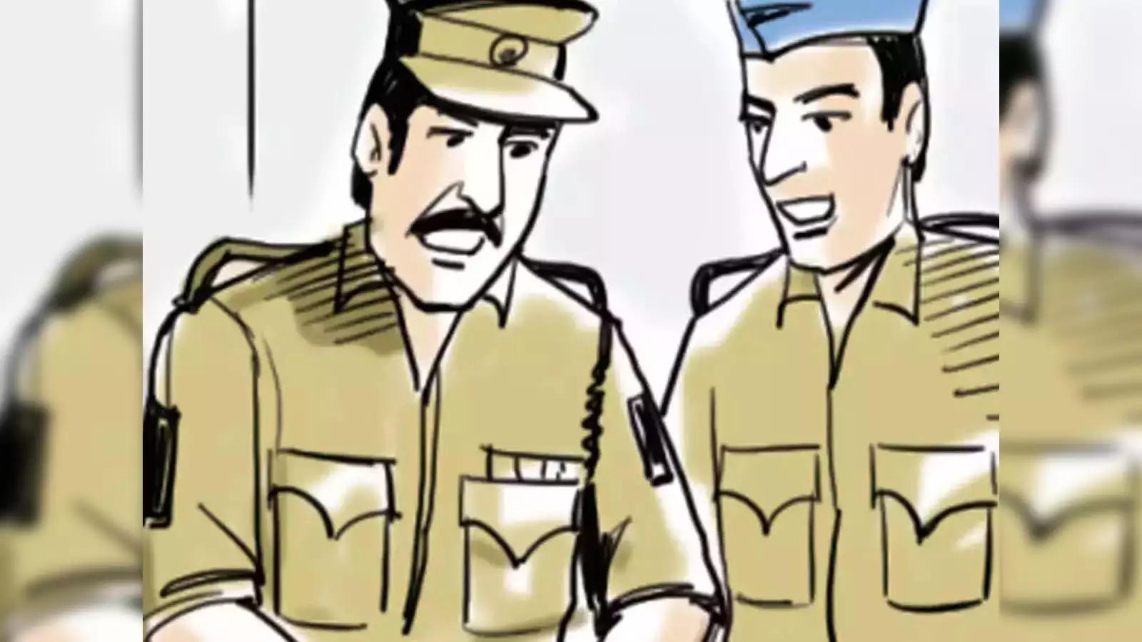 कुशीनगर में ड्यूटी में लापरवाही बरतने वाले तीन पुलिसकर्मी लाईन हाज़िर