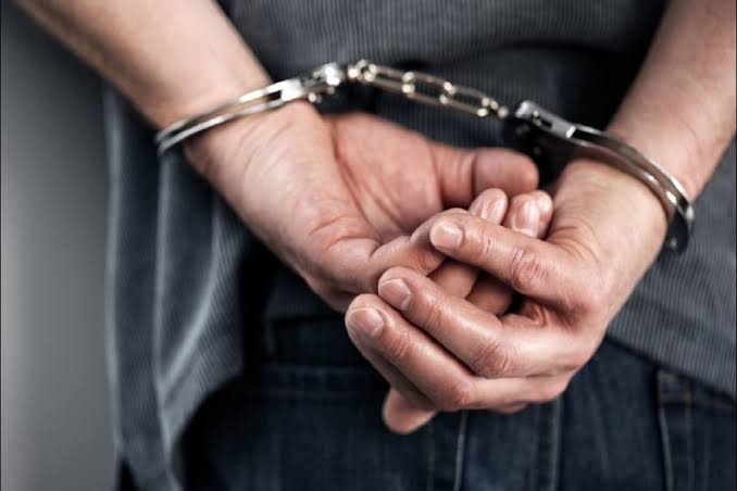 सहारनपुर में टॉप-10 अपराधी मोनू उर्फ जहाज गिरफ्तार, तमंचा और कारतूस बरामद