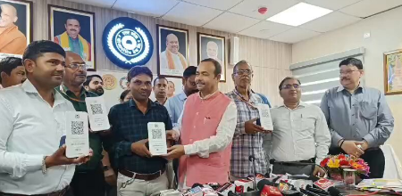 लखनऊ: मंत्री जेपीएस राठौर ने QR Code प्रणाली शुरू की, ग्रामीण सहकारिता तंत्र को मिला डिजिटल रूप