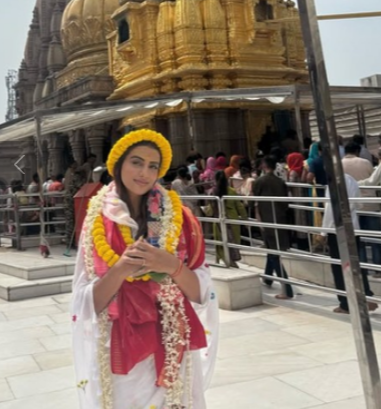 'आप नहीं तो मैं कुछ नहीं', अक्षरा सिंह ने फैंस को कहा शुक्रिया
