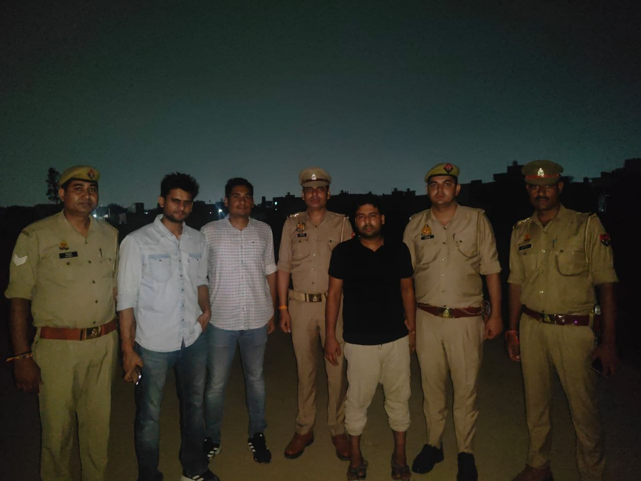 मेरठ में पुलिस मुठभेड़: 25 हजार का इनामी बदमाश घायल गिरफ्तार, साथी फरार