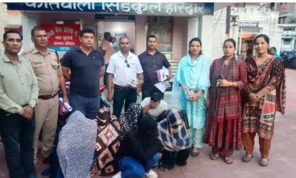 हरिद्वार पुलिस की ताबड़तोड़ कार्रवाई: पेंटागन मॉल के स्पा सेंटर पर देह व्यापार का भंडाफोड़