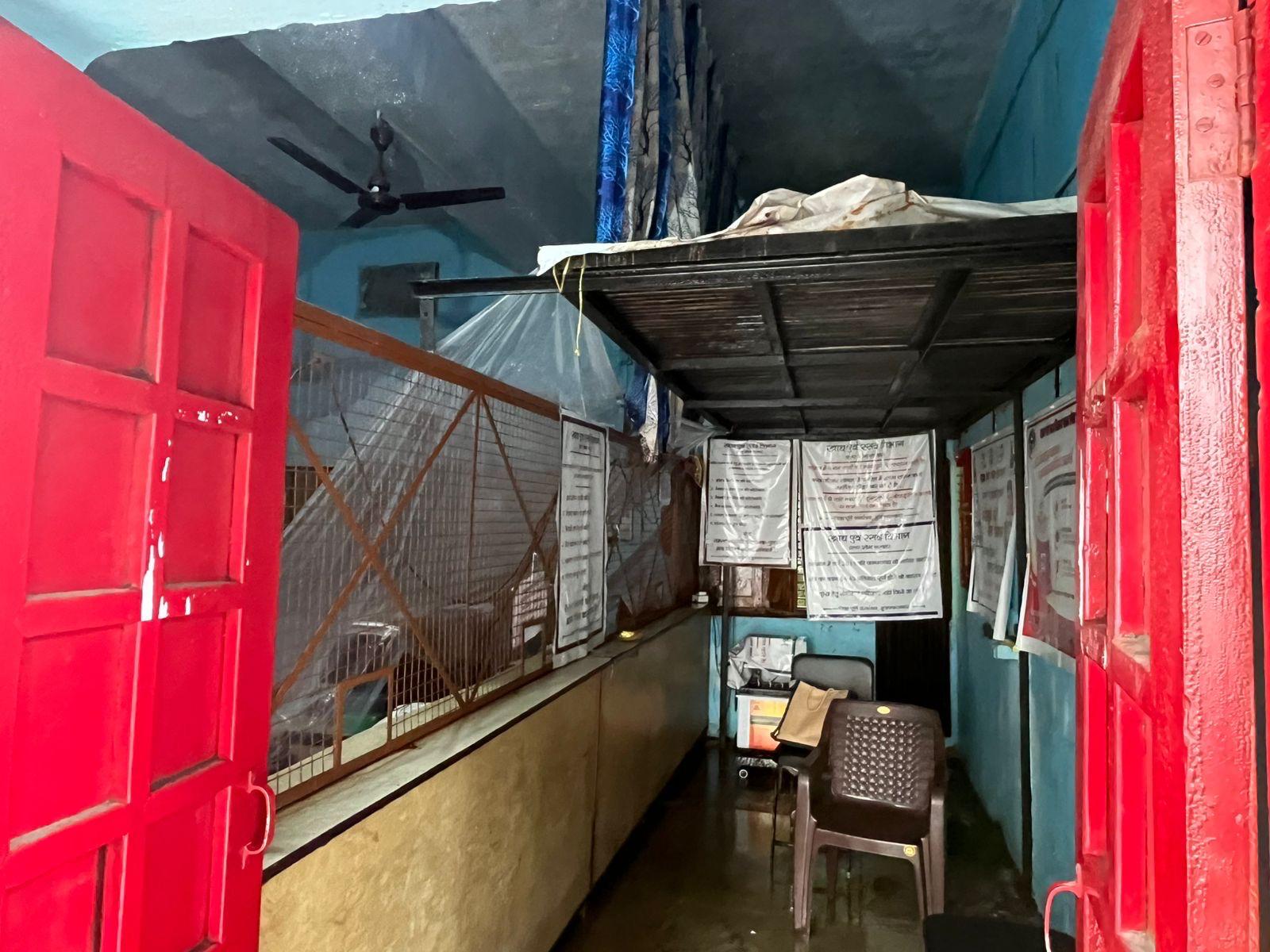 मुजफ्फरनगर में बारिश से कच्चे मकान धराशायी, रोनी हरजीपुर में परिवार दबा, डीएसओ दफ्तर भी प्रभावित