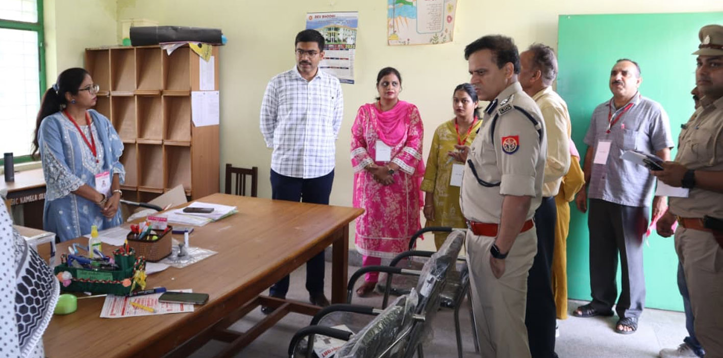 सहारनपुर में PET परीक्षा 2025 की कड़ी निगरानी, डीएम व एसएसपी ने किया परीक्षा केंद्रों का निरीक्षण
