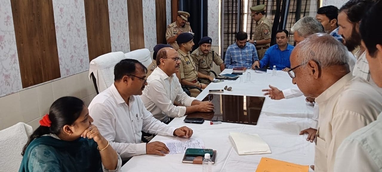 मुजफ्फरनगर सम्पूर्ण समाधान दिवस- 35 में से सिर्फ 2 शिकायतों का निस्तारण पर भड़के डीएम