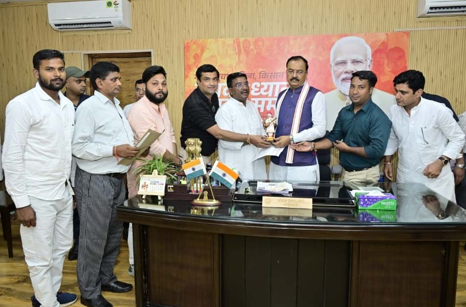 शामली युवा जनकल्याण समिति ने डिप्टी CM केशव प्रसाद मौर्य से की मुलाकात, समाज की समस्याओं पर चर्चा