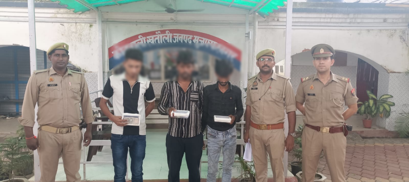 मुजफ्फरनगर: खतौली पुलिस ने चोरी की दो बड़ी वारदातों का किया खुलासा, तीन चोर गिरफ्तार